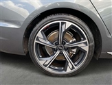 Audi A4 Image 6