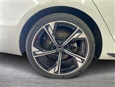 Audi A4 Image 6