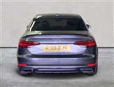 Audi A4 Image 4
