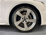 Audi A4 Image 6