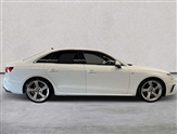 Audi A4 Image 3
