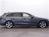 Audi A4 Image 4