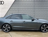 Audi A4 Image 4