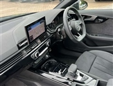 Audi A4 Image 2