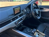 Audi A4 Image 2