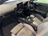 Audi A4 Image 2