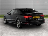 Audi A4 Image 4
