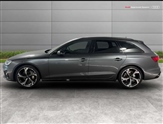 Audi A4 Image 4