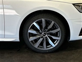 Audi A4 Image 6