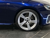 Audi A4 Image 6