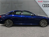 Audi A4 Image 4