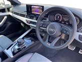 Audi A4 Image 6