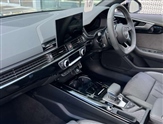 Audi A4 Image 2