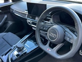Audi A4 Image 6