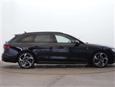 Audi A4 Image 4