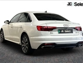 Audi A4 Image 4