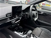 Audi A4 Image 2