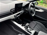 Audi A4 Image 2