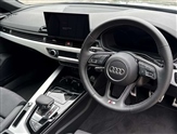 Audi A4 Image 6