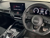 Audi A4 Image 6