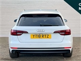 Audi A4 Image 4
