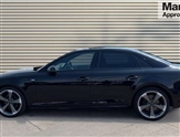 Audi A4 Image 6
