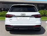Audi A4 Image 4