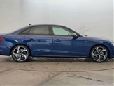 Audi A4 Image 4