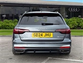 Audi A4 Image 4