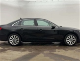 Audi A4 Image 4