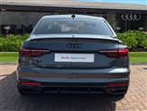 Audi A4 Image 4