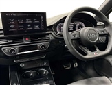 Audi A4 Image 2