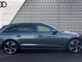 Audi A4 Image 4