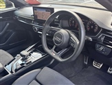 Audi A4 Image 6