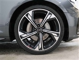 Audi A4 Image 4