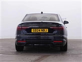 Audi A4 Image 4