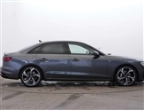 Audi A4 Image 4