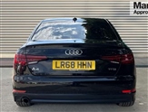 Audi A4 Image 4