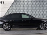 Audi A4 Image 4