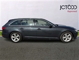 Audi A4 Image 4