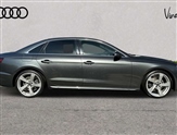 Audi A4 Image 4
