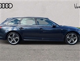 Audi A4 Image 4