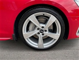 Audi A4 Image 5