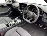 Audi A4 Image 6