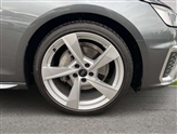 Audi A4 Image 5