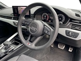 Audi A4 Image 6