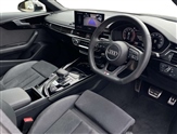 Audi A4 Image 6