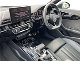 Audi A4 Image 2