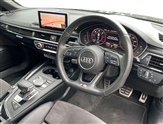 Audi A4 Image 6