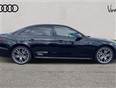 Audi A4 Image 4